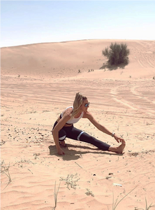 Annabelle Hickey in BYO Active sportswear in the Dubai desert